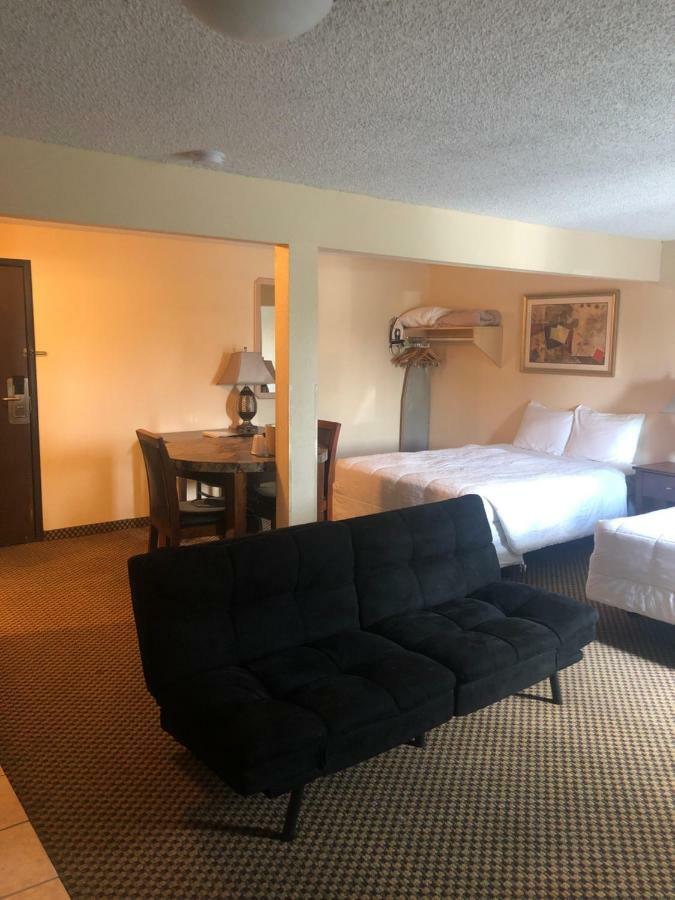 Guesthouse Inn & Suites Eugene/Springfield Exterior photo